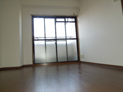 【寝室】 | クイーンライフ舎利寺