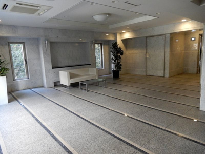 【ロビー】 | リーガル四ツ橋筋 | ロビーです