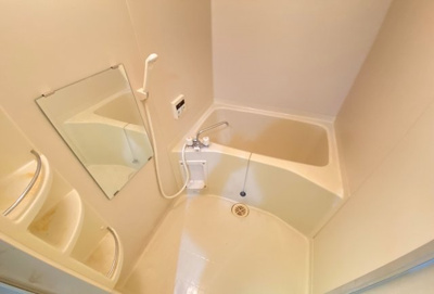 【浴室】 | ニューシティアパートメンツ西天満 | 日々の暮らしに欠かせないお風呂です