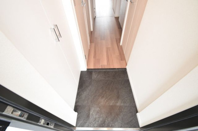 【玄関】 | ファステート大阪ドームシティ | ゆったりとした玄関です