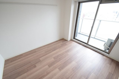 【洋室】 | ファステート大阪ドームシティ | ゆったりとした居間です