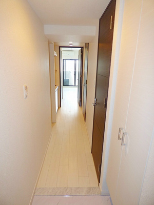 【玄関】 | レオンコンフォート本町