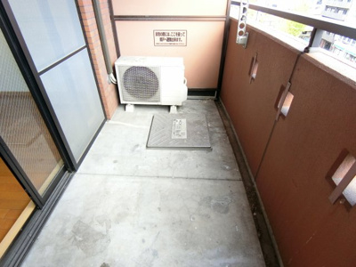 【バルコニー】 | リアンジェ難波