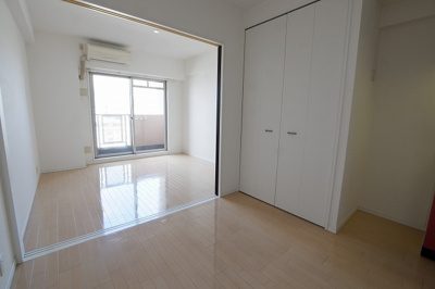 【居間・リビング】 | CITY SPIRE九条Ⅰ