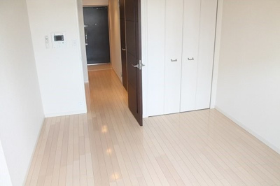 【居間・リビング】 | S-RESIDENCEHommachiMarks