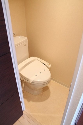 【トイレ】 | S-RESIDENCEHommachiMarks