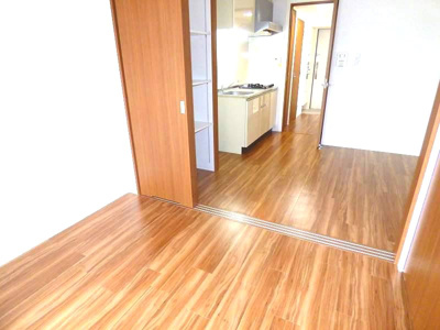 【居間・リビング】 | ヴィラ・リヴィエール