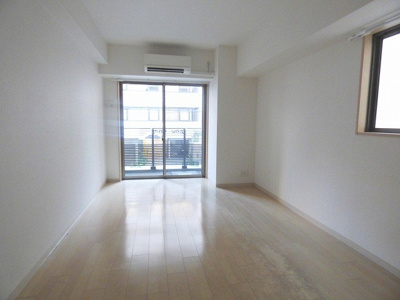 【居間・リビング】 | LaDouceur心斎橋