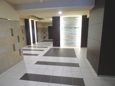 【エントランス】 | LaDouceur心斎橋