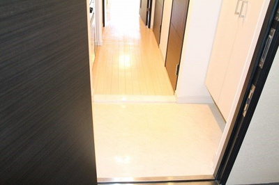 【玄関】 | エスライズ本町東