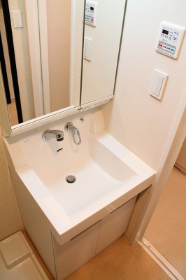 【洗面所】 | エスライズ本町東