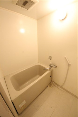 【浴室】 | エグゼリエみなと通り