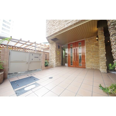 【エントランス】 | インベスト本町WEST