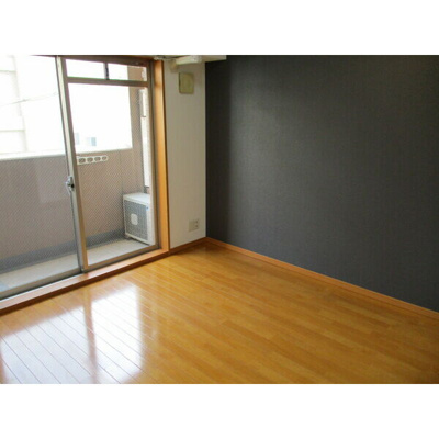 【居間・リビング】 | インベスト本町WEST