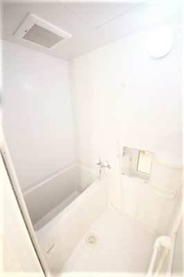 【浴室】 | エステムコート大手前レシェンテ | 日々の暮らしに欠かせないお風呂です