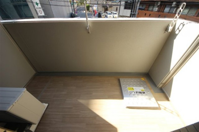 【バルコニー】 | エスリード京橋グレイス | バルコニーからの眺めを楽しみながら食事をしませんか