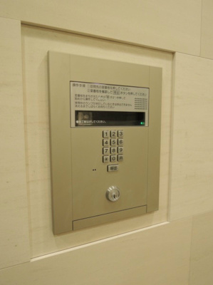 【エントランス】 | レジュールアッシュ心斎橋LUXE