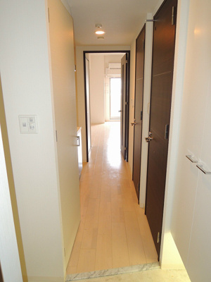 【玄関】 | レジュールアッシュ心斎橋LUXE