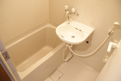 【浴室】 | AXISエスリード梅田新道 | ゆったり過ごせるお風呂です