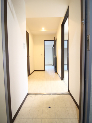 【玄関】 | Luna Crescente Tenjin Residence | 玄関です