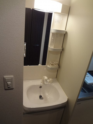 【独立洗面台】 | プレミアムコート天神橋 | 独立洗面台です