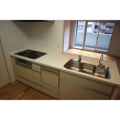 【キッチン】 | ローレルコート江坂 | 使いやすいキッチンです