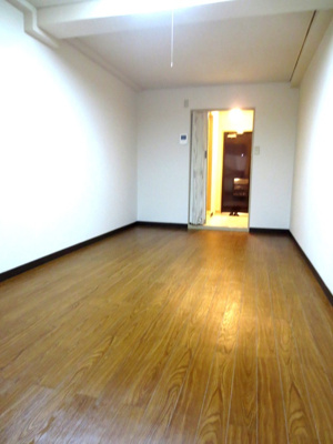 【居間・リビング】 | ロイヤル明宝