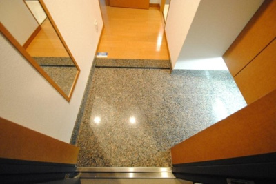 【玄関】 | リーガル靭公園北