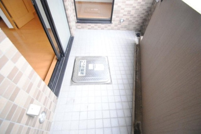 【バルコニー】 | リーガル靭公園北