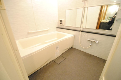 【浴室】 | リーガル靭公園北