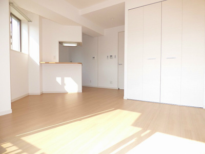 【居間・リビング】 | クオーレ靭公園