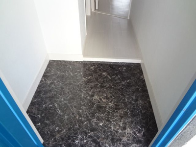 【玄関】 | トウセン本町橋ビル