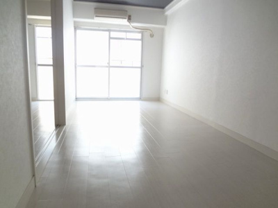 【寝室】 | トウセン本町橋ビル