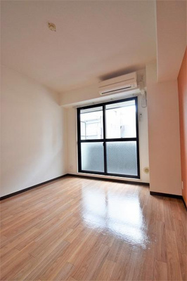 【居間・リビング】 | サザン長柄 | ゆったりとしたリビングです