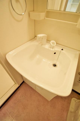 【洗面所】 | サザン長柄 | 明るい洗面所です