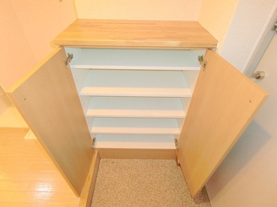 【収納】 | エスリード同心第5 | 大きなスペースがあり、収納には困りません