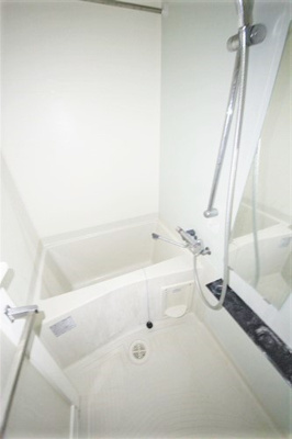 【浴室】 | クレビオス南堀江 | コンパクトで使いやすいお風呂です