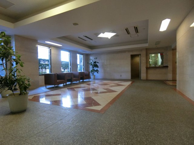 【エントランス】 | リーガル北心斎橋Ⅱ | 毎日通るエントランスはこのようにおしゃれにできています！！