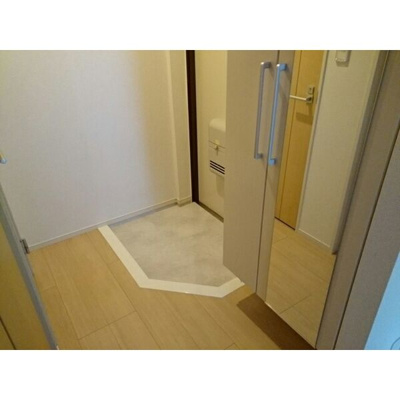 【玄関】 | サンプラザ浪速