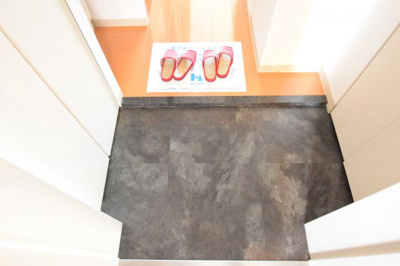 【玄関】 | La Douceur難波東 | ゆったりとした玄関です