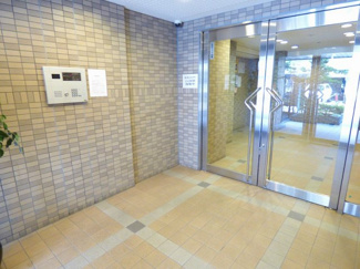 【ロビー】 | JUNWAマンションⅡ | 建物の内部です