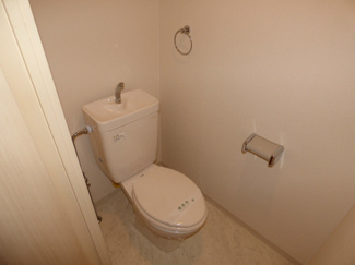 【トイレ】 | JUNWAマンションⅡ | コンパクトで使いやすいトイレです