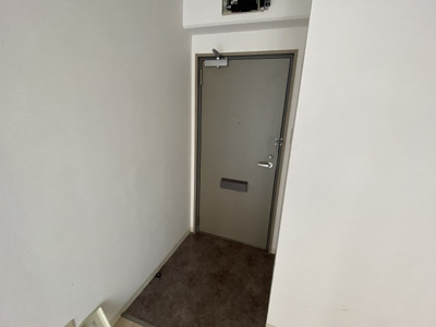 【玄関】 | レバンガ西本町AP