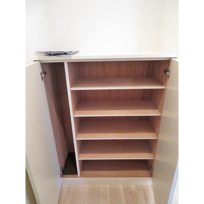 【収納】 | レバンガＡＰ難波南II | 小物を収納するのに便利です