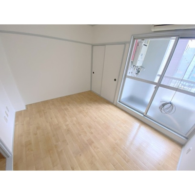 【寝室】 | 友愛ハイツ