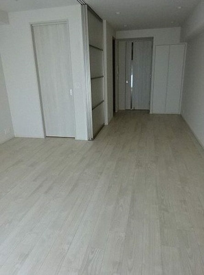 【居間・リビング】 | ブランズ北堀江プレイス | 使いやすいリビングです