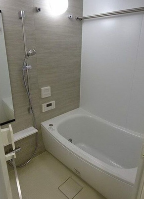 【浴室】 | ブランズ北堀江プレイス | きれいなお風呂です