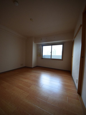 【洋室】 | ソラーレN