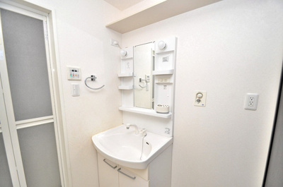 【洗面所】 | カーサ ヴィヴァーチェ