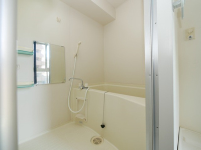【浴室】 | ロイヤルメゾンMINAMISENBA